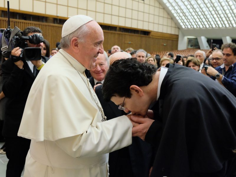 O Verdadeiro significado da Unção dos Enfermos e a saúde do Papa Francisco