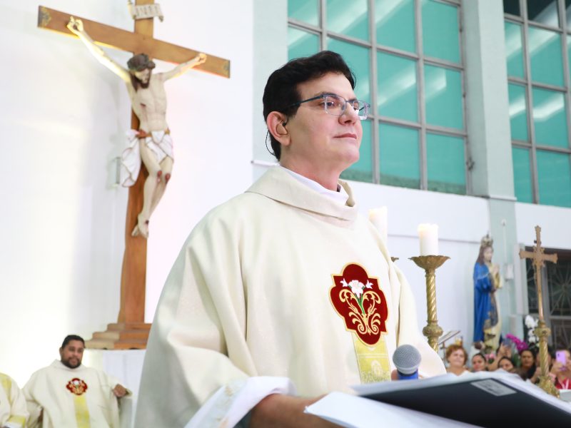 Padre Manzotti presidiu a missa de encerramento da Trezena de São José no Rio de Janeiro