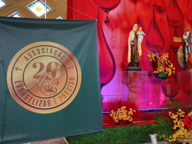 Padre Reginaldo Manzotti preside Santa Missa em ação de graças pelos 20 anos da Associação Evangelizar É Preciso