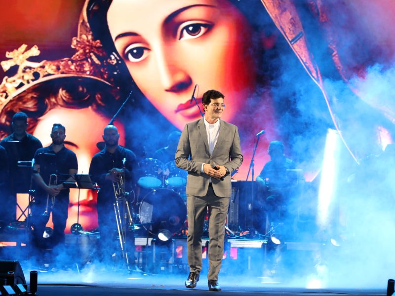 Santa Missa e Show de Evangelização marcaram a Festa da Cidade de São José dos Pinhais neste domingo (15)